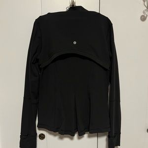 LuluLemon Sweater size 12